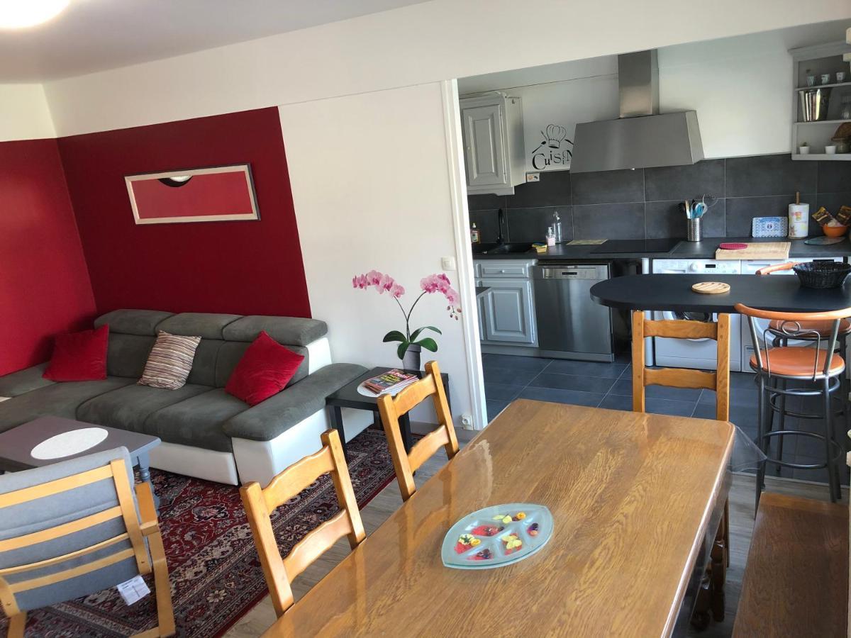 Bedinreims "Burgundy Bottle" 110M2 Exceptional, 4 Chambres Doubles, 2 Bain, Free Park & Wifi, Tout Equipe מראה חיצוני תמונה