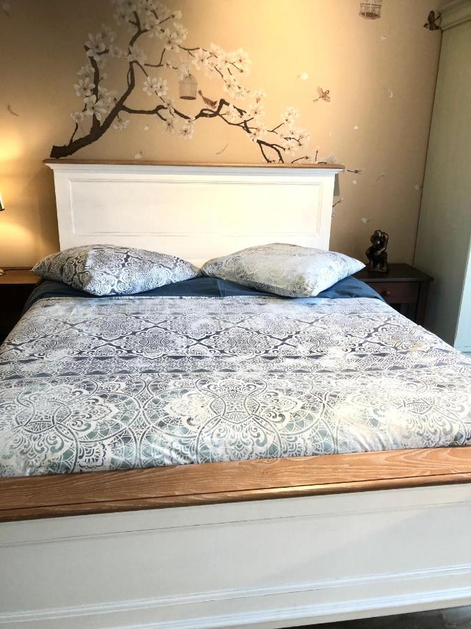Bedinreims "Burgundy Bottle" 110M2 Exceptional, 4 Chambres Doubles, 2 Bain, Free Park & Wifi, Tout Equipe מראה חיצוני תמונה