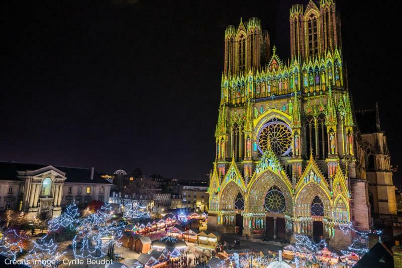 Bedinreims "Burgundy Bottle" 110M2 Exceptional, 4 Chambres Doubles, 2 Bain, Free Park & Wifi, Tout Equipe מראה חיצוני תמונה