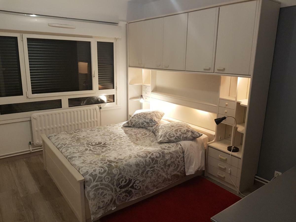 Bedinreims "Burgundy Bottle" 110M2 Exceptional, 4 Chambres Doubles, 2 Bain, Free Park & Wifi, Tout Equipe מראה חיצוני תמונה